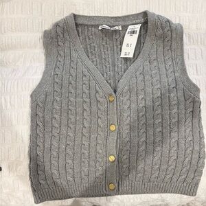 Abercrombie & Fitch Gray V-Neck Sweater